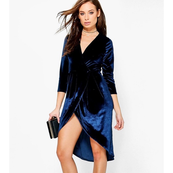 Dress - Picture 2 of 2